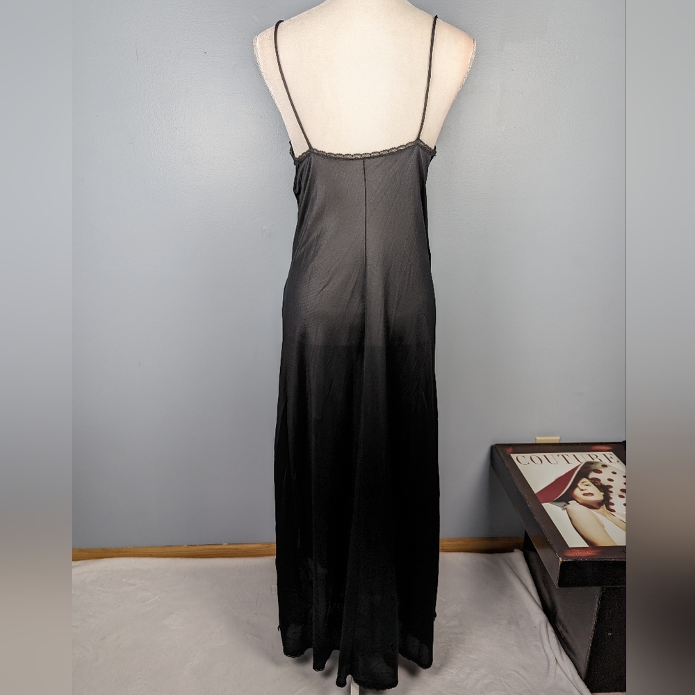 Vintage Black maxi slip with lace bust - Picture 3 of 10